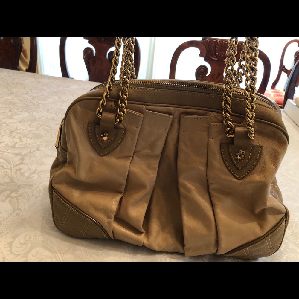 Marc Jacobs beige leather shoulder bag